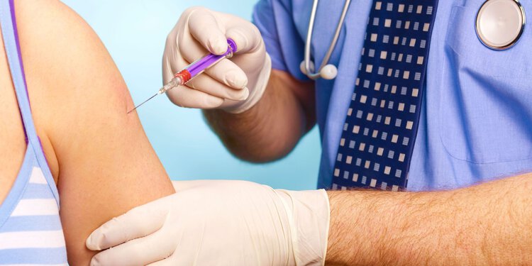 Anticoncepcional injetável: engorda? como funciona? ATENÇÃO!