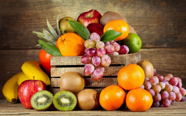 Frutas e Seus Benefícios Frutas e Seus Benefícios