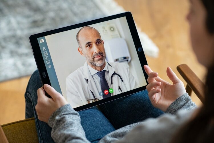 consultar medico sintomas de covid-19