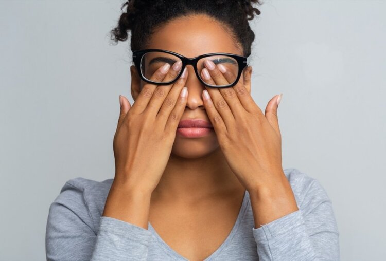 esfregar os olhos causa coronavirus esfregar os olhos causa coronavirus
