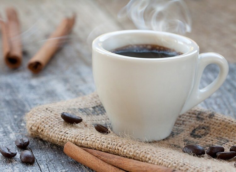 cafe e um dos alimentos que podem manchar os dentes cafe e um dos alimentos que podem manchar os dentes