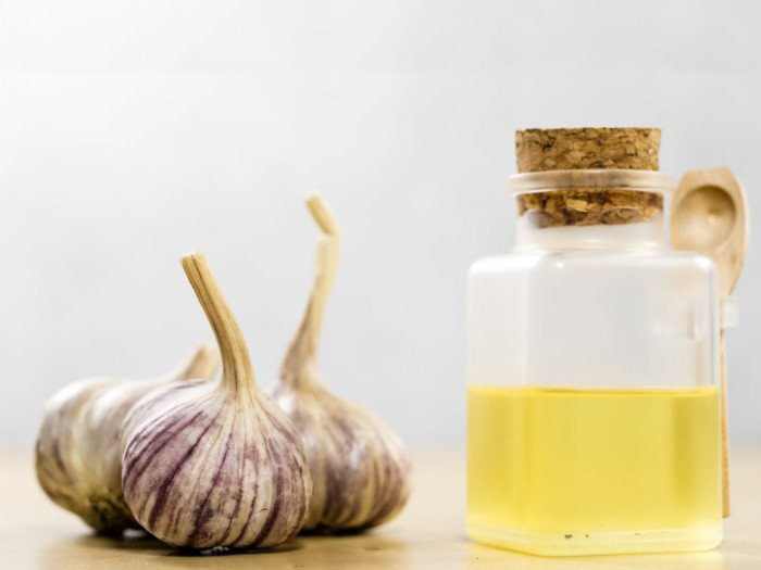 Suco de alho: para que serve, como usar, benefícios e efeitos colaterais Suco de alho: para que serve, como usar, benefícios e efeitos colaterais