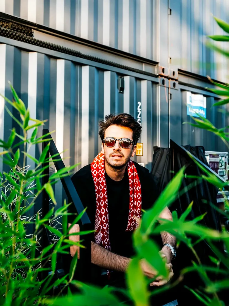 FDVM et Anna Graceman signent une relecture solaire du tube de Fun