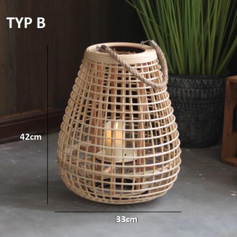 Lampion wiklinowy na nóżkach boho, ozdobna i romantyczna. Idealny do salonu, na taras, do ogrodu.