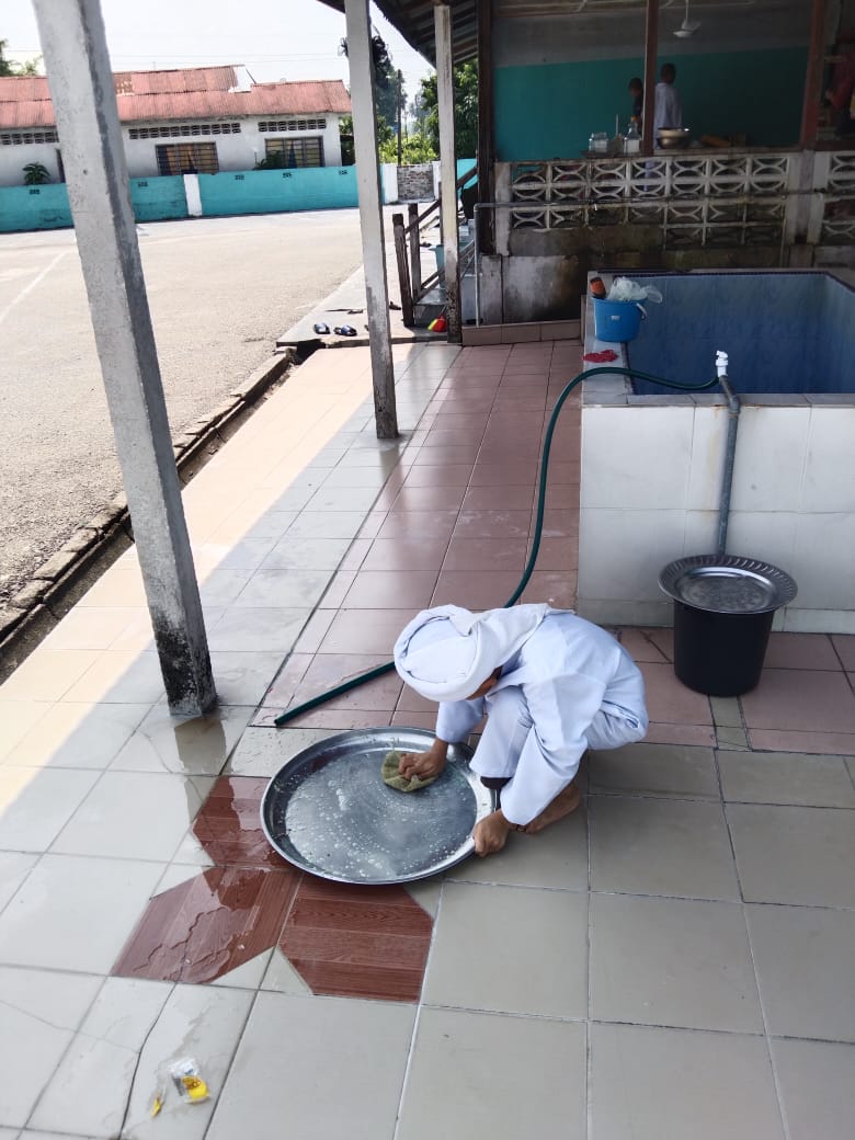 Tabung sumbangan Madrasatul Quran Al Muqorrobin - Image 3