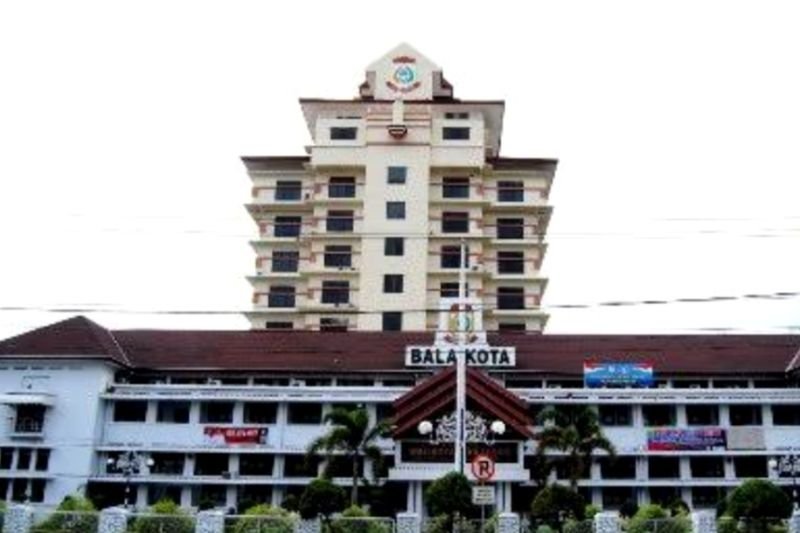 Direksi dan Dewas BUMD