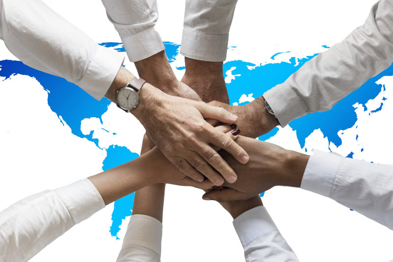 rely on a European Certification Authority, HOW TO BECOME A PARTNER Hands 3331216 Reduced
