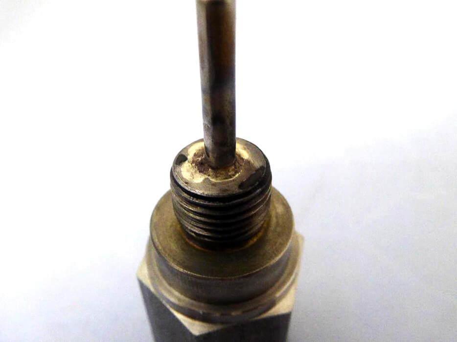Induction brazing of stainless steel pin to a steel base Induction brazing of stainless steel pin to a steel base