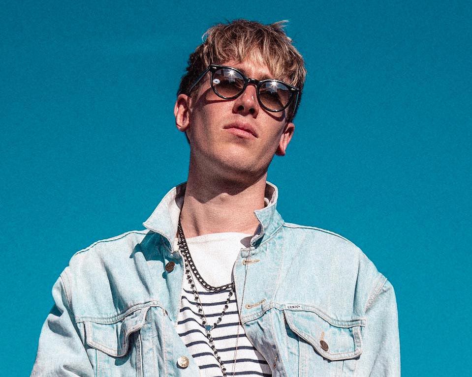 Après de multiples collaborations, French Original sort son tout premier single "History"