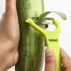 Amazon Brand - Solimo Plastic Kitchen Peeler - Green - Image 5