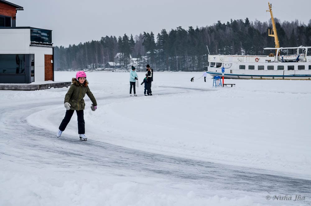 Top Indian Couple Blog by Nisha Jha and Vasudevan R - Pictures of Finland in Winter