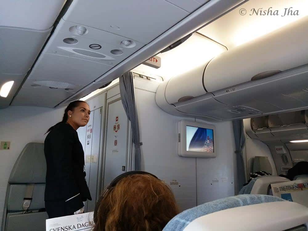 finnair review economy class A330 300 @lemonicks.com