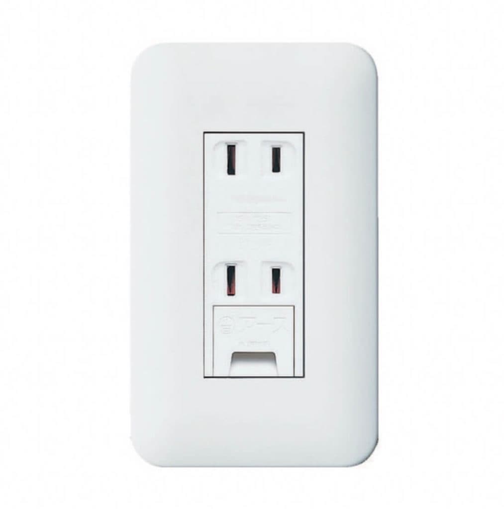 100V15Aアース付き
