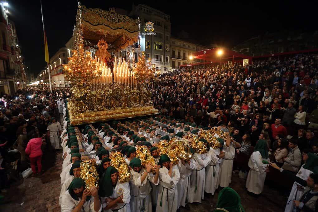 vacaciones de semana santa, residencia universitaria en malaga, Rut