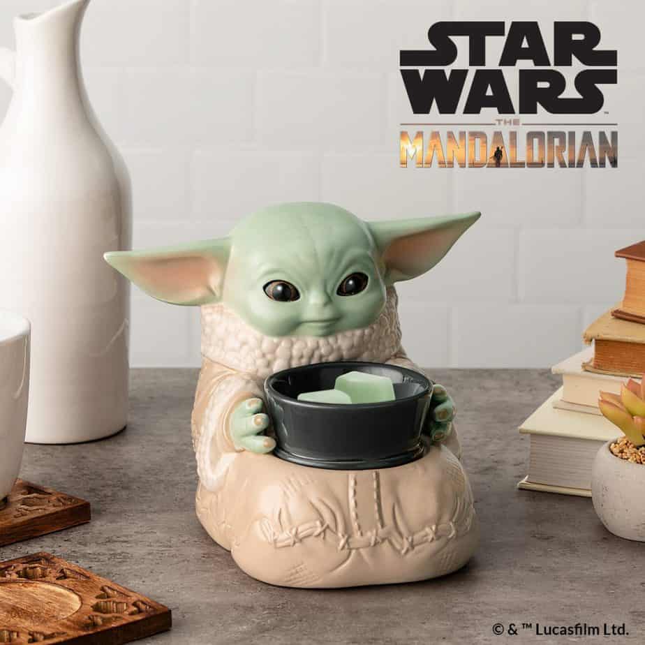 R2D2 Scentsy Warmer Release - May 4th! 2022 the child warmer 2022