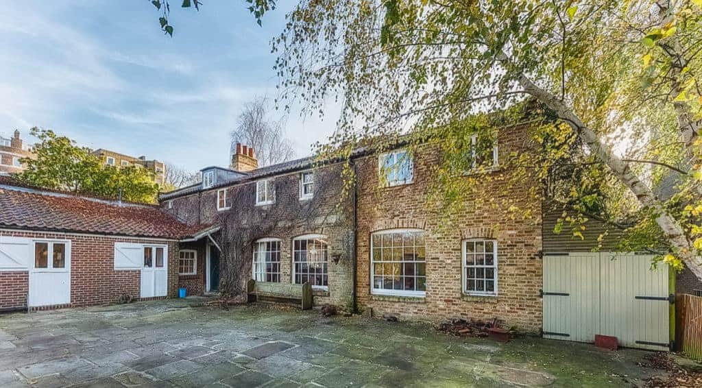 Wick Cottage, Grade I Listed family home in Richmond