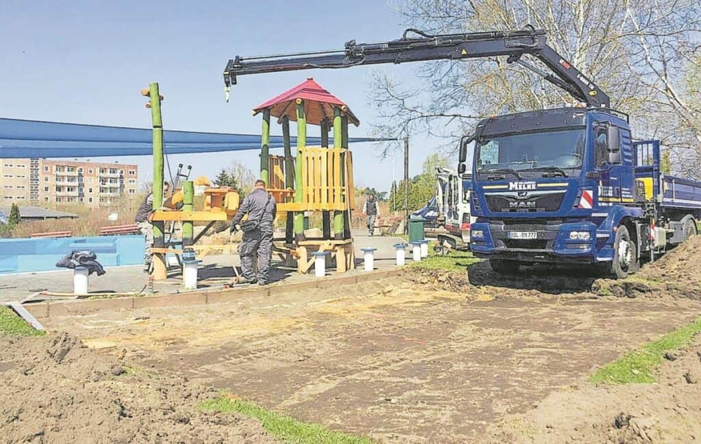 Neue Spielgeräte für Großräschener Spielepfad