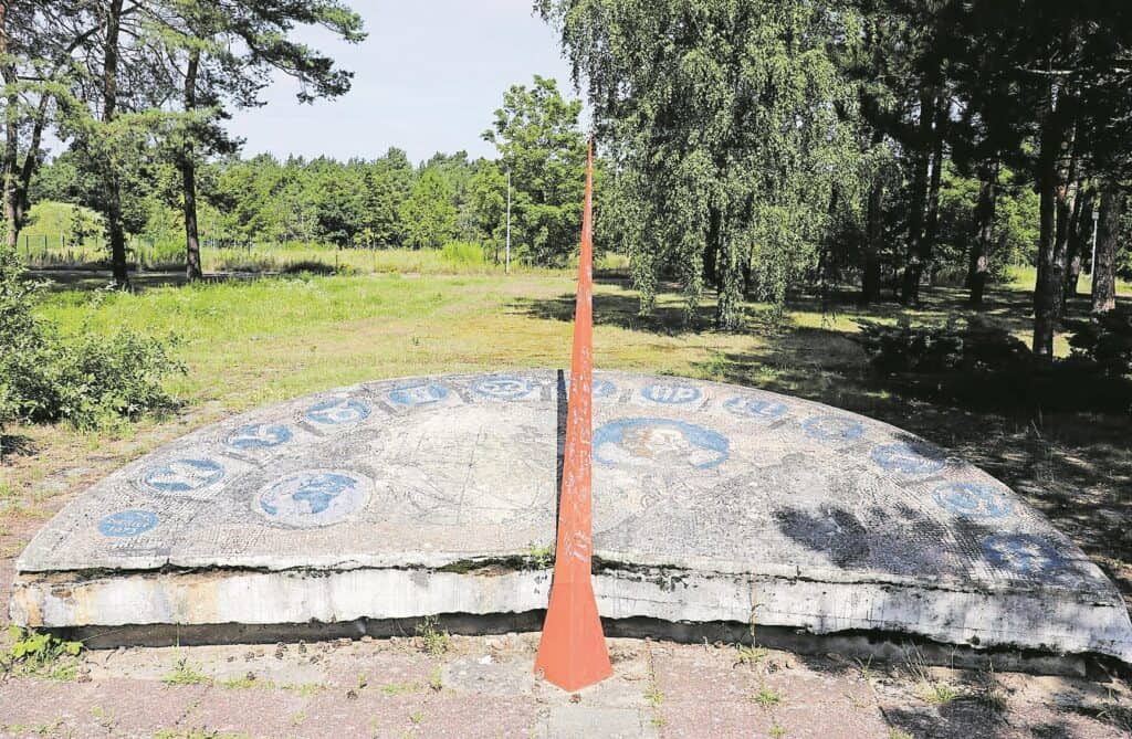 Gubener stimmen über Sonnenuhrrestauration ab