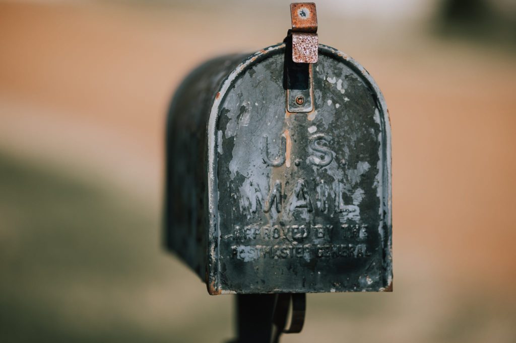 christin-hume-uBZZcMCIPME-unsplash