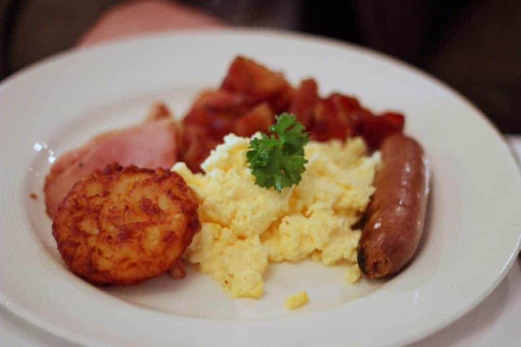 Express Breakfast at Lumieres on the Disney Magic Westbound Transatlantic cruise