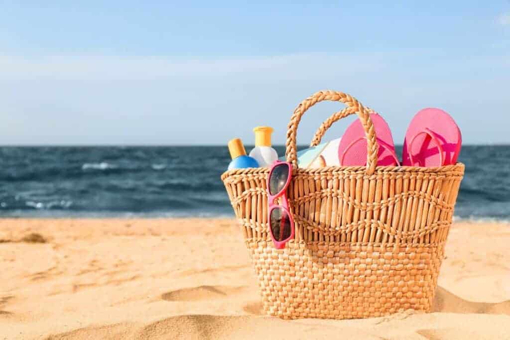 Summer Product Guide for home, beauty, fashion, and books