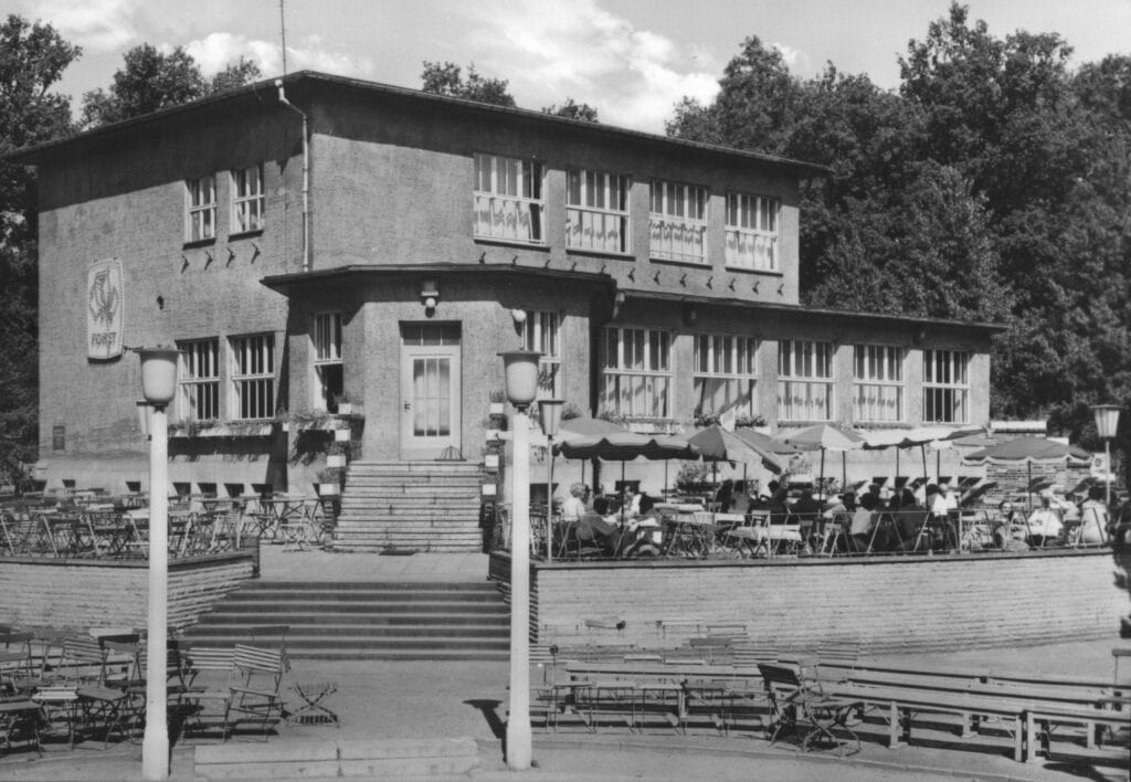 Altes Forst: Das „Rosenflair“ im Rosengarten