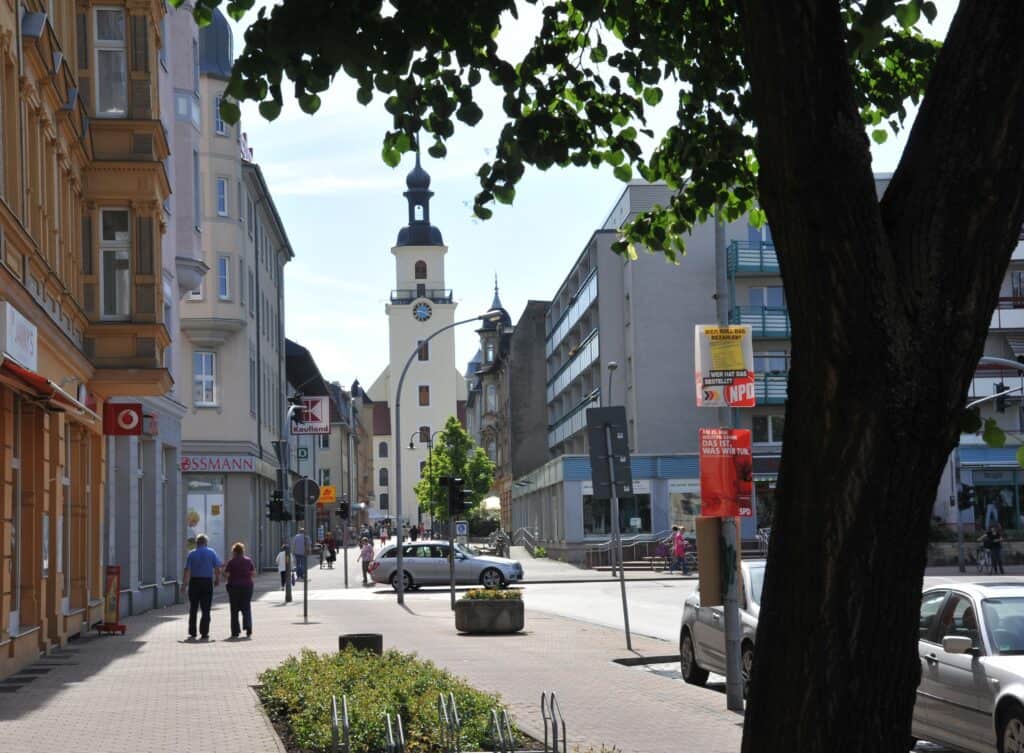 Forst: Geschäftige Stadt der Rosen