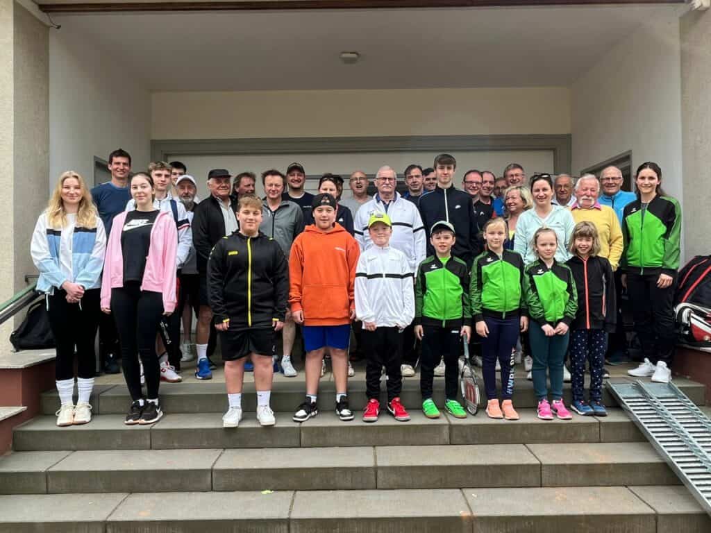 Abteilung Tennis der SG Einheit startet in die Freiluftsaison