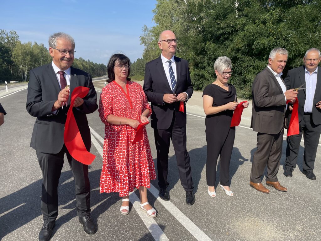 Feierliche Eröffnung