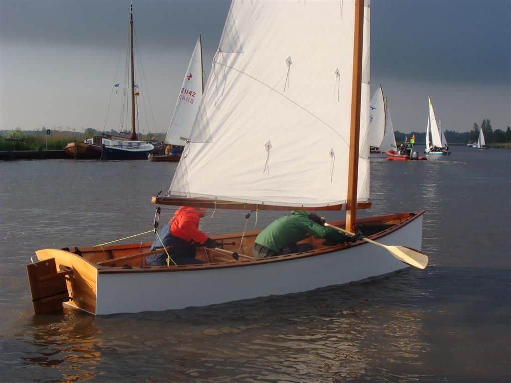 Netherlands BRIO Sail Marathon Goat Island Skiff 2017: storerboatplans.com