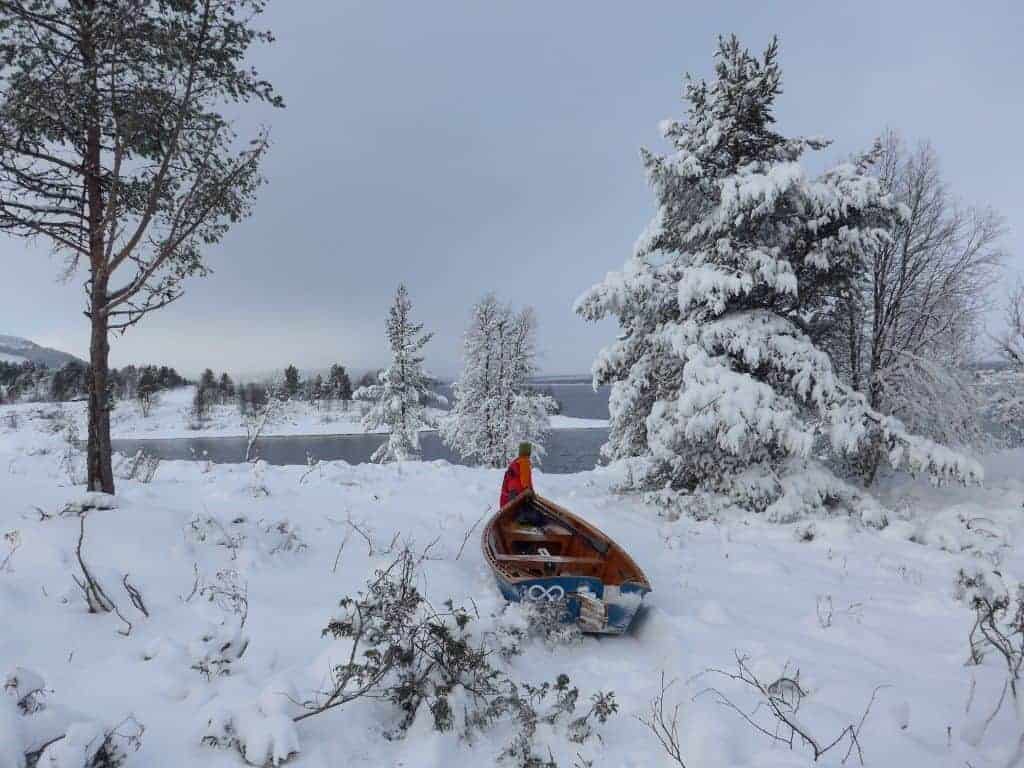 Getting epoxy to flow and kick in cold conditions