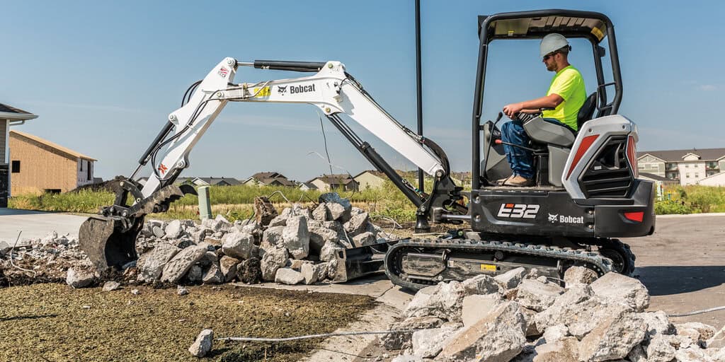 Indiana Mini Excavator Buyer’s Guide: What to Know Before You Spend 