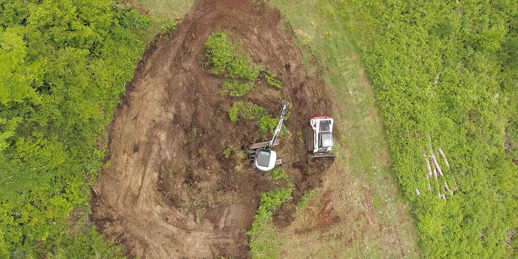 How to Use Bobcat Equipment on a DIY Outdoor Project 