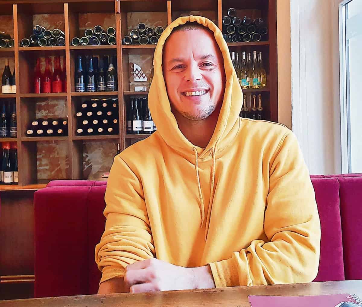 Cottbus: Eine Schwalbe  für die Fans vom FCE