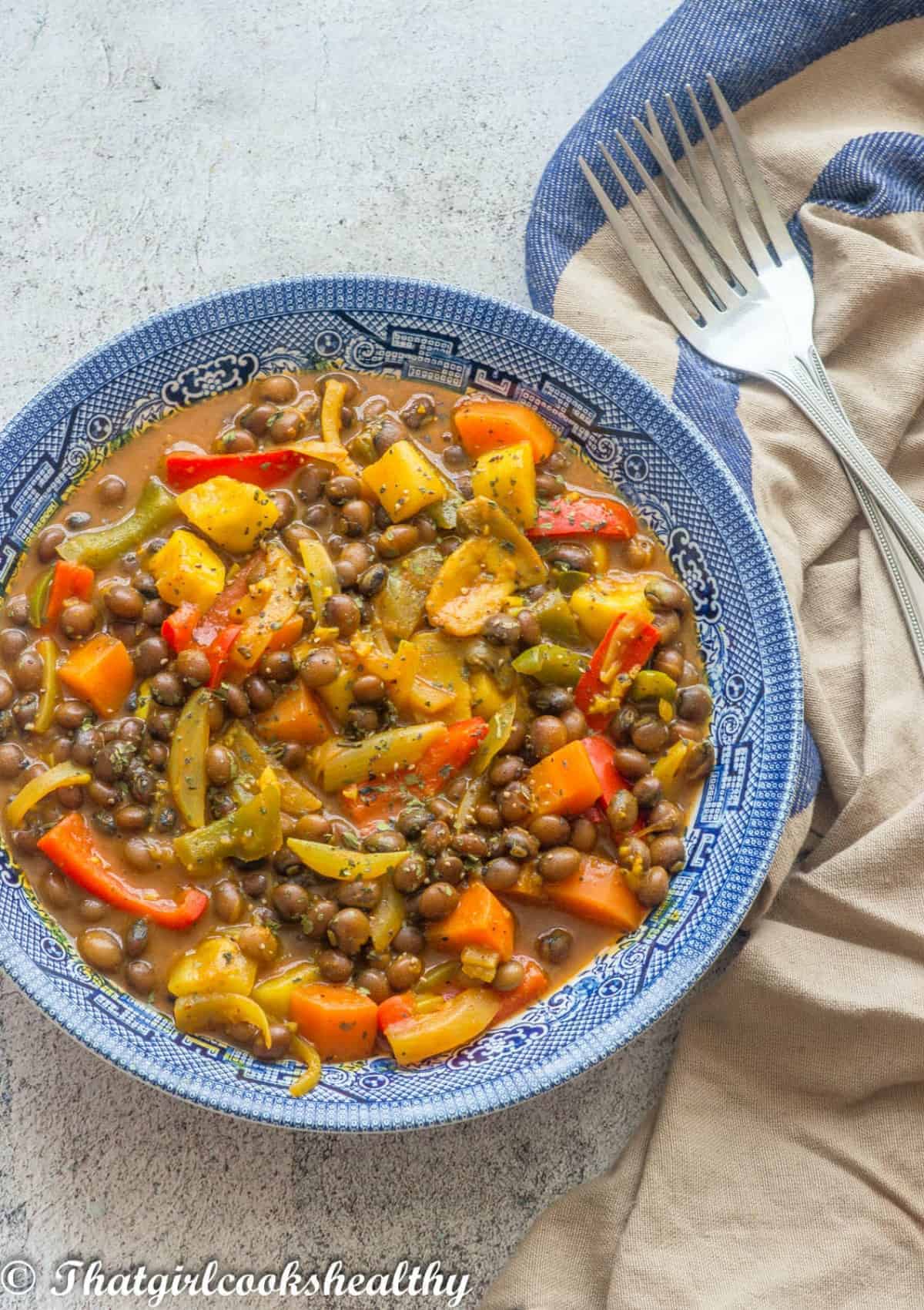 Jamaican Curry Gungo Peas (Curry Pigeon Peas) - That Girl Cooks Healthy