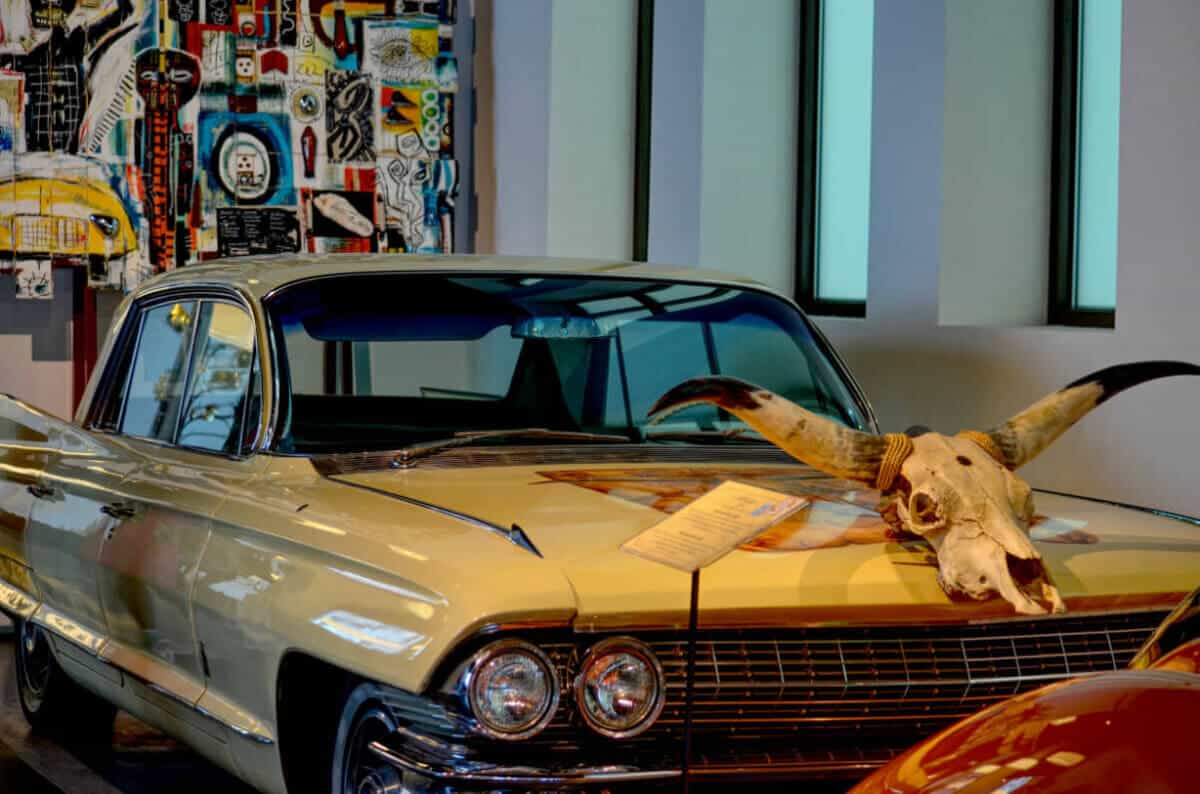 The Golden skull or La calavera de oro at Málaga Automobile and Fashion Museum @www.lemonicks.com