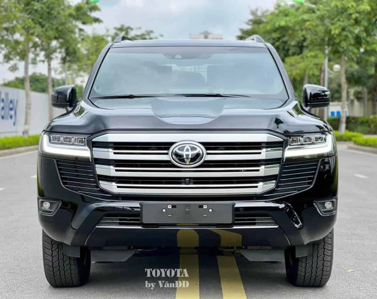Land Cruiser Đầu xe Land Cruiser 2024 LC300