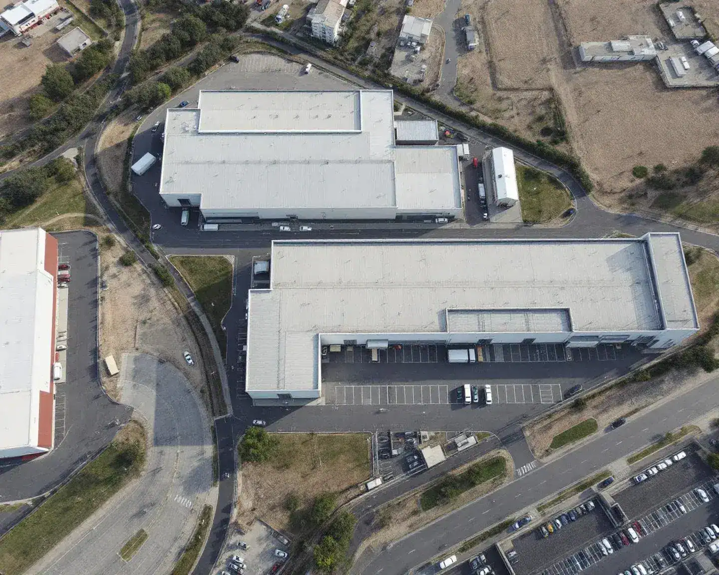Fotografía aérea de polígono industrial en Murcia para vídeo corporativo con drone profesional