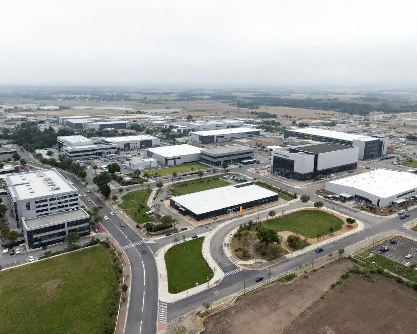 Fotografía aérea del Parque Tecnológico de Paterna, Valencia — drone corporativo Dronefy