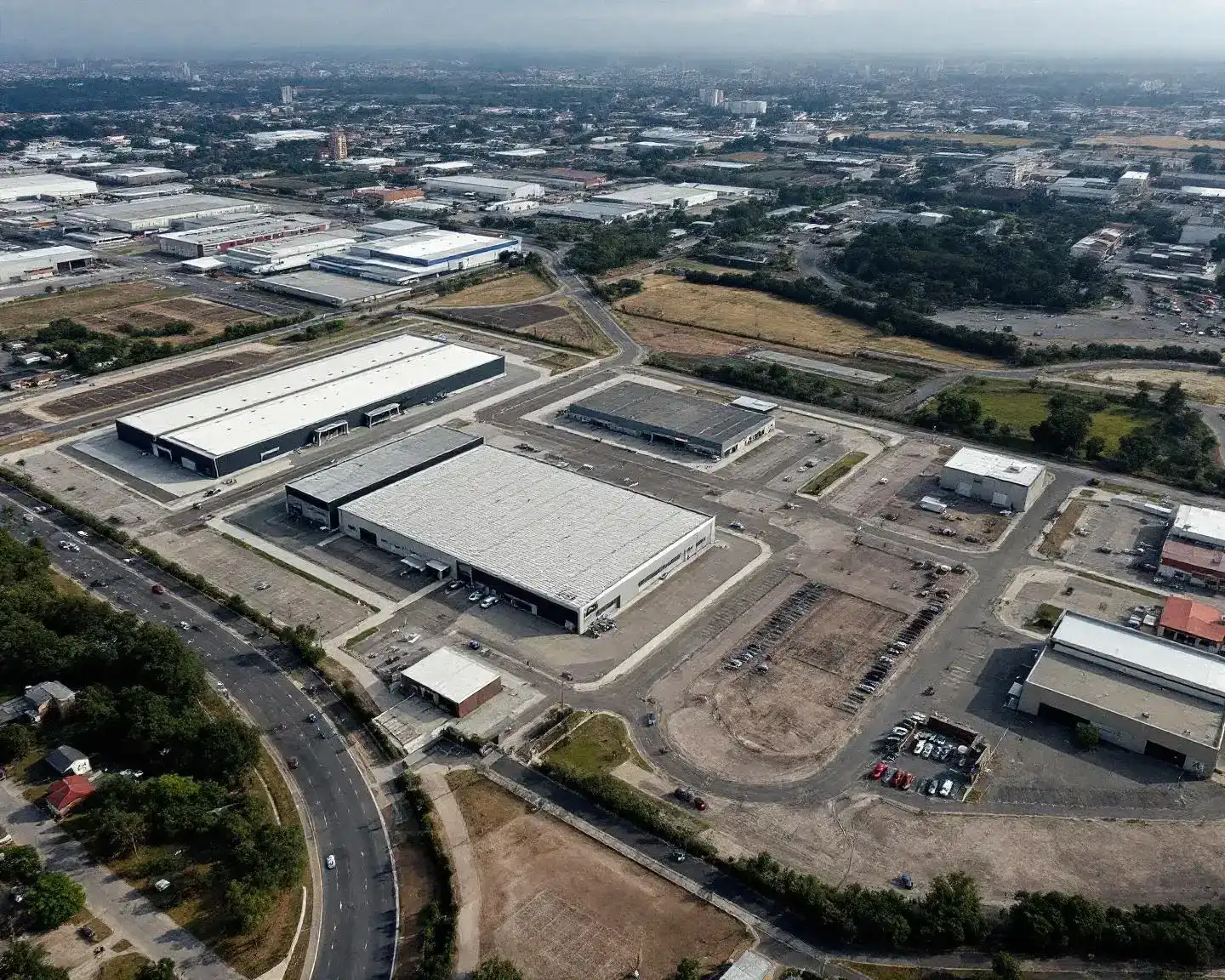 Vista aérea del Polígono Industrial Urbayecla I para vídeo aéreo en Yecla