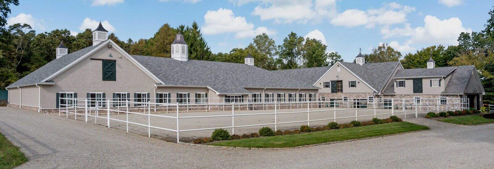 Killingworth Stables