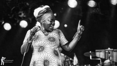 Black-Omolo-50135013