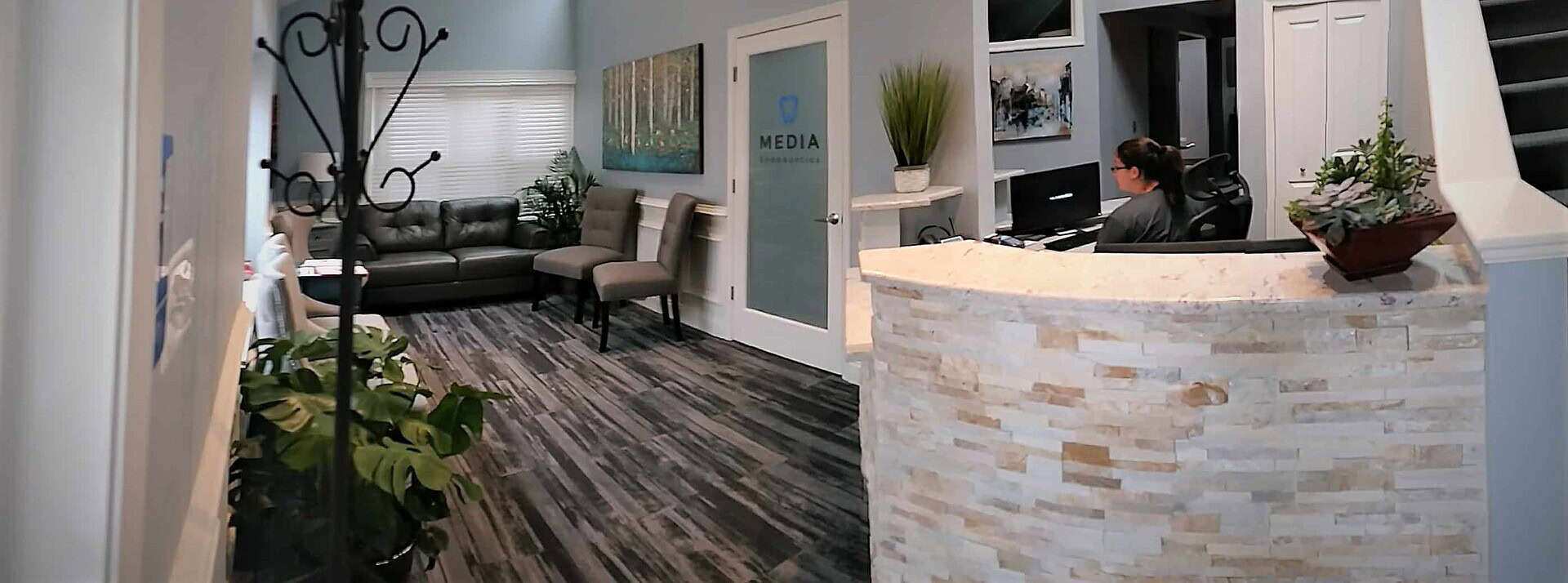 " It was easy ! All the new technology makes root canals a piece of cake. A great experience overall. "   Julia H.