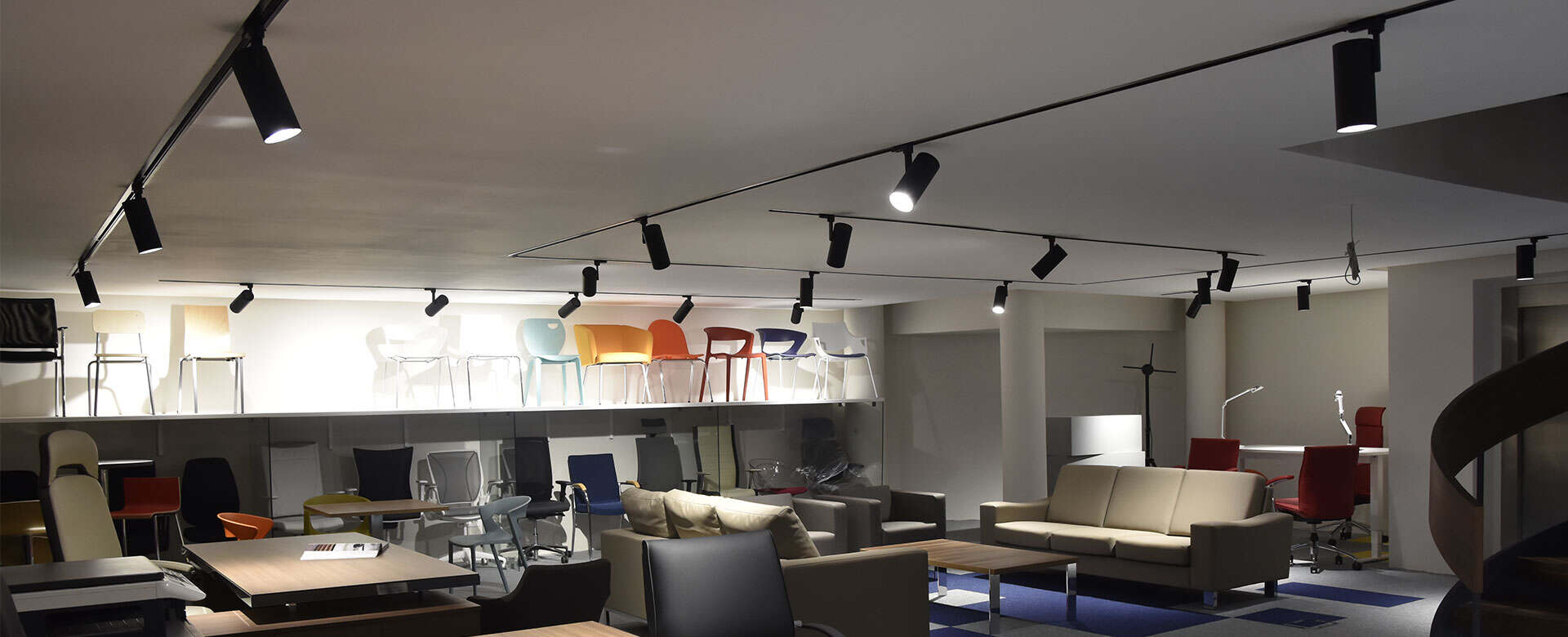 đèn led rọi ray cho showroom 
