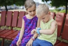 Eine Smartwatch ist eine gute Alternative zum Smartphone für Kinder unter 12 Jahren