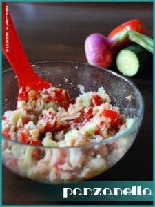 Scopri di più sull'articolo Panzanella