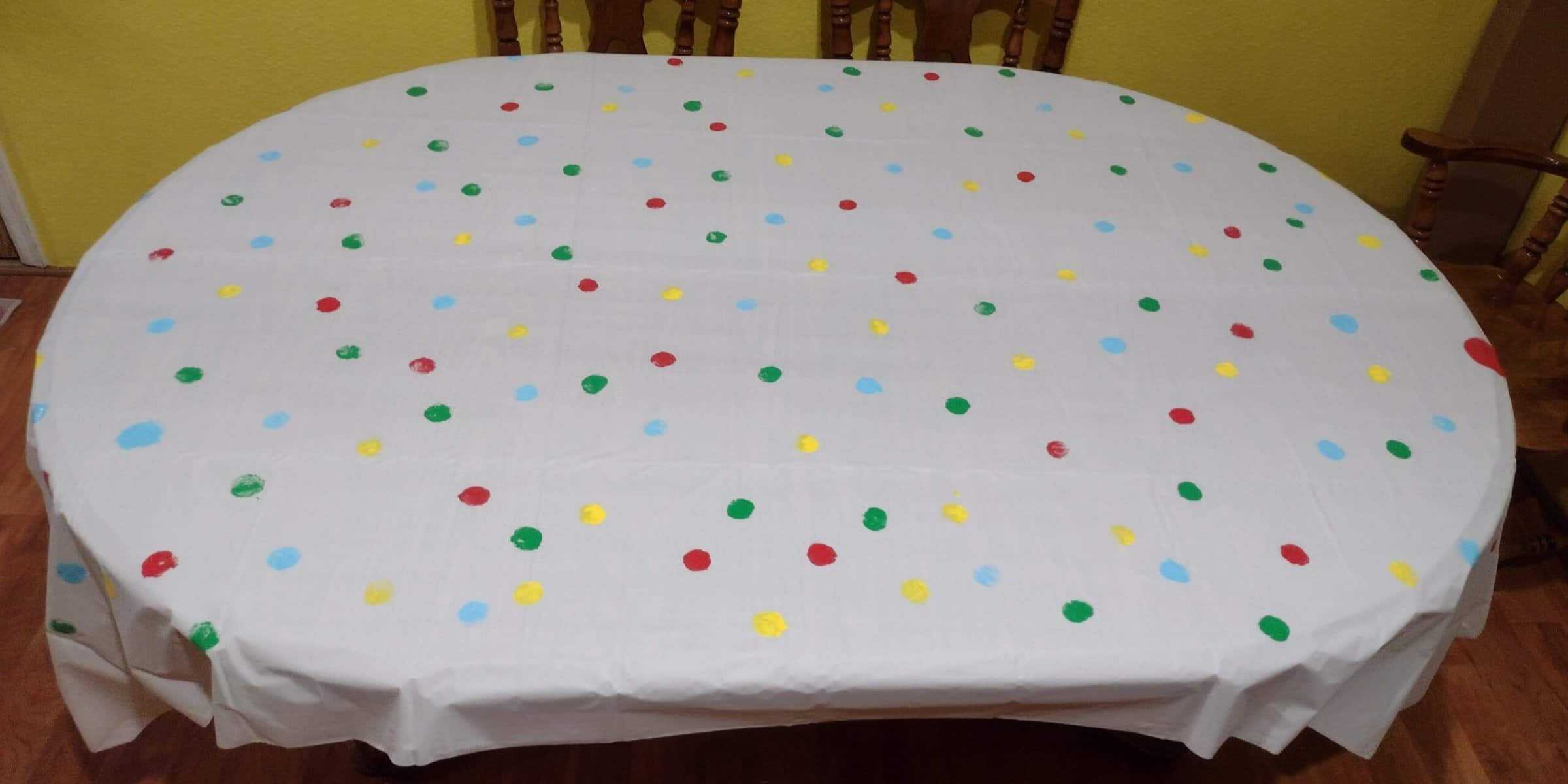 Quick and Fun Way to Paint a Polka Dot Tablecloth