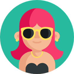 Meet Sarah, Social Media Manager