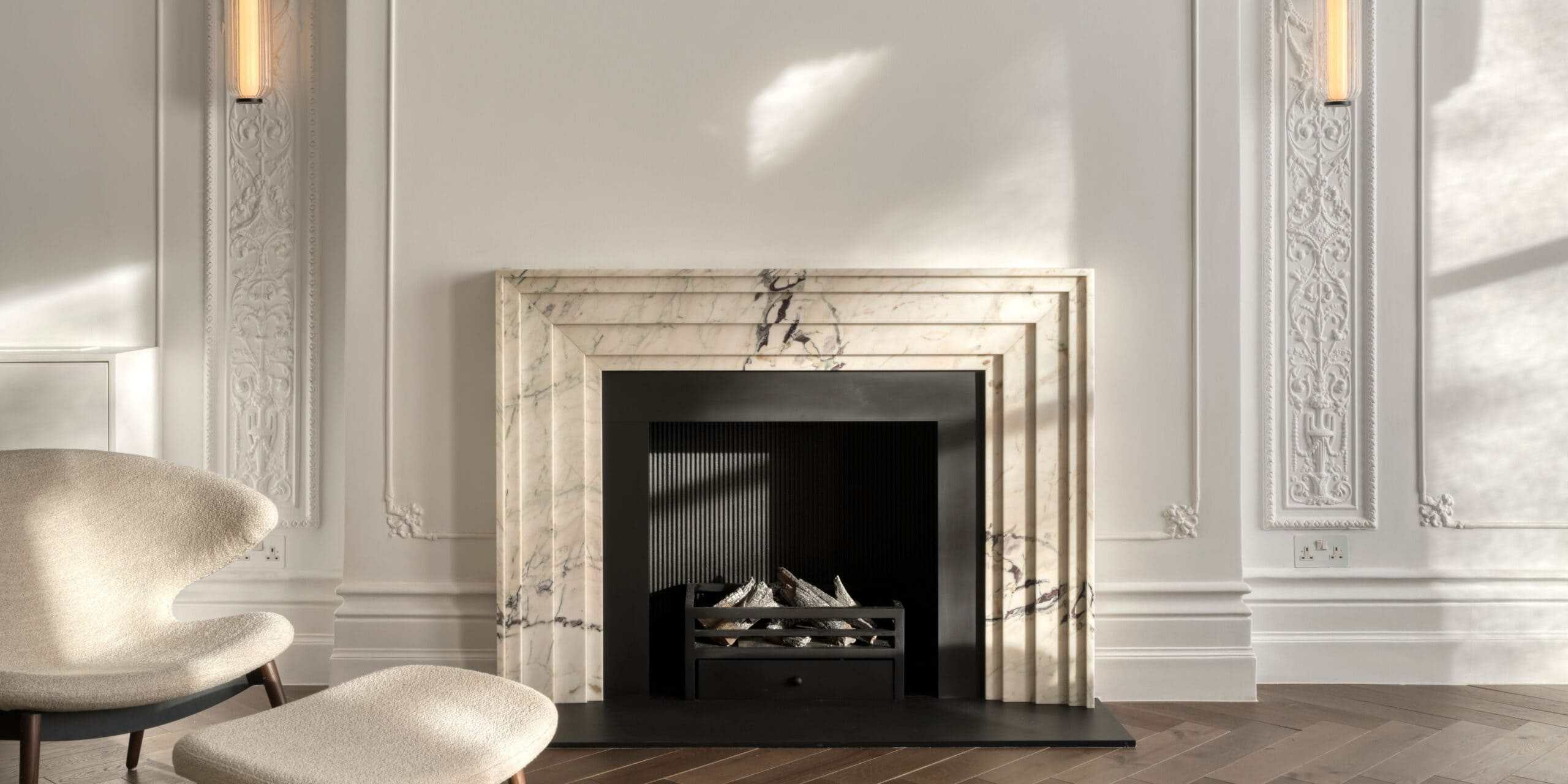 Варианты оформления мраморных каминов Варианты оформления мраморных каминов