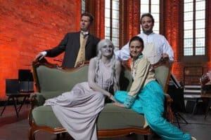 Darsteller auf der Bühne